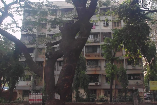 Flat on rent in Shiv Dham, Santacruz West
