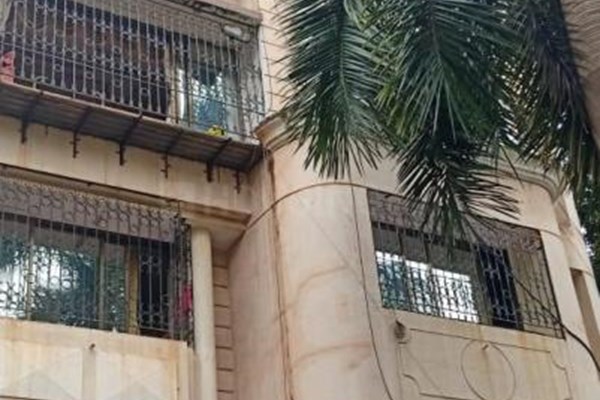 Flat for sale in Riviera, Juhu