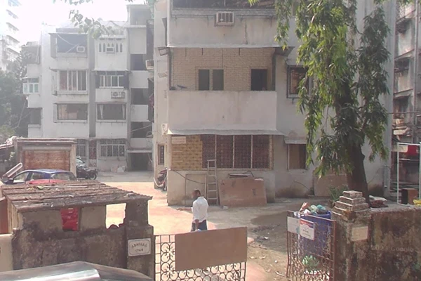 Flat on rent in Ashiana Building, Bandra West