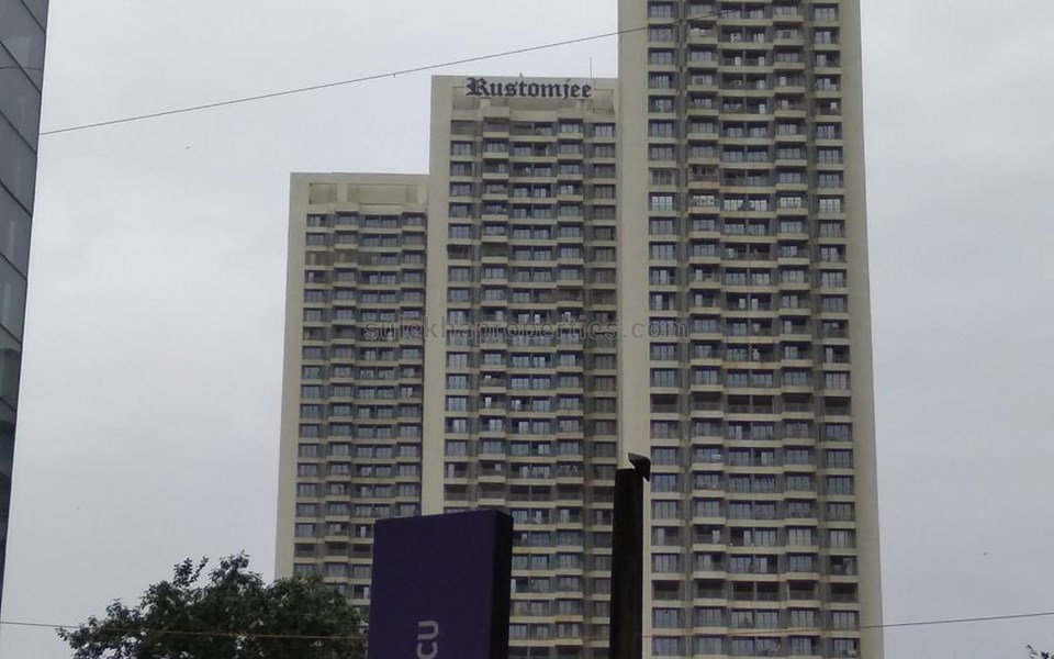 Rustomjee Elanza, Malad West