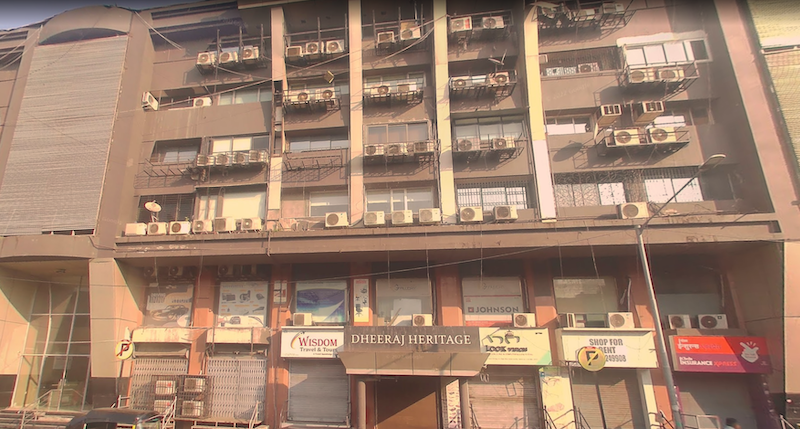  in Dheeraj Heritage, Santacruz West