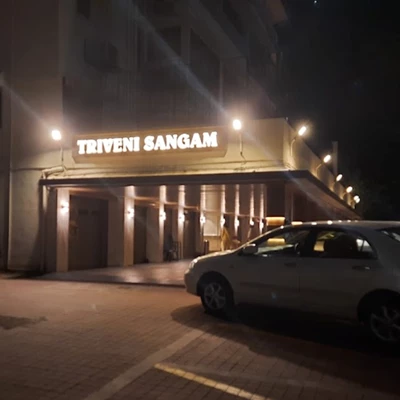 Flat for sale in Triveni Sangam Apartments , Tardeo