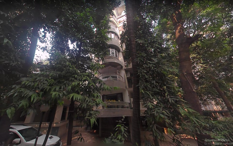 Dev Deep, Santacruz West