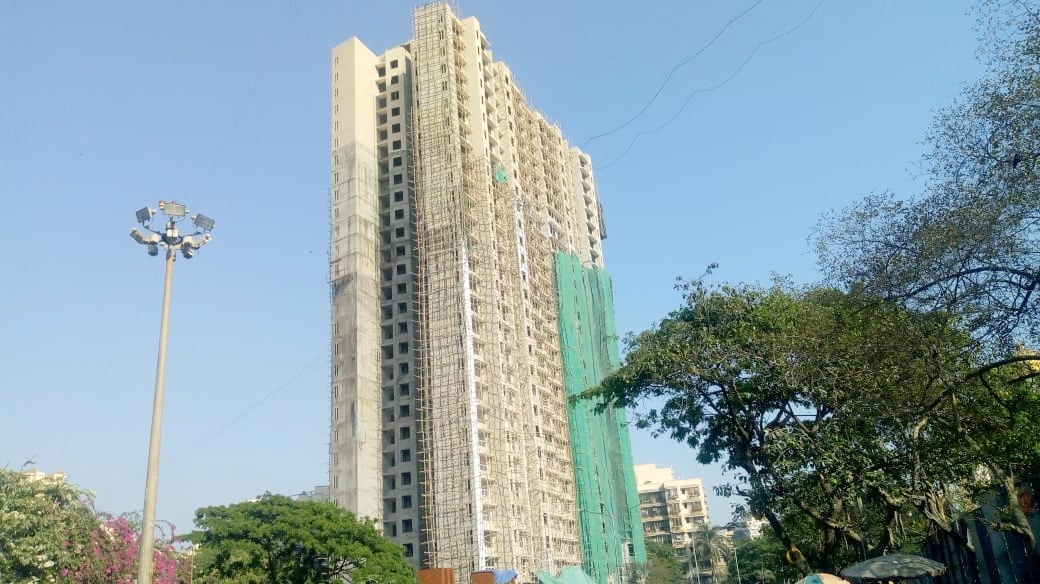 Building - Evershine Crown, Kandivali East