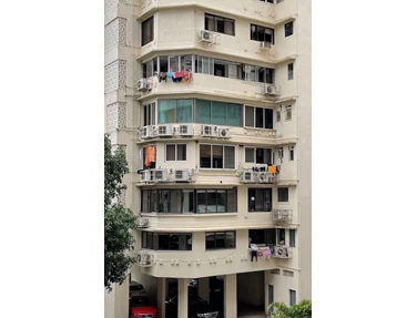 13 - Rizvi Park, Altamount Road