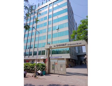 The Crescent Business Park, Andheri East