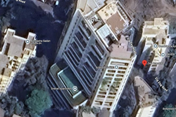 Flat on rent in Anand Building, Bandra West