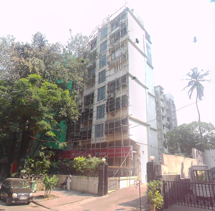 Flat on rent in Indira Apartment, Carmichael Road
