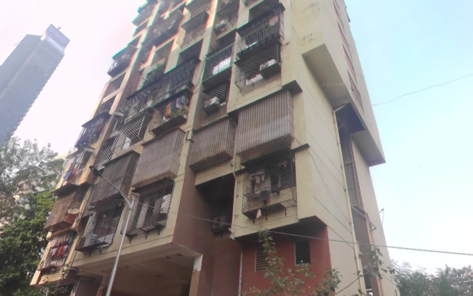 2 - Veesita Luxuria, Tardeo