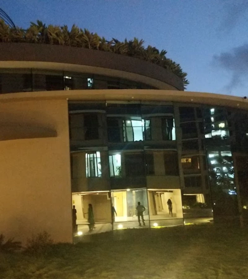 2 - Fressia Rani Bello, Malad East
