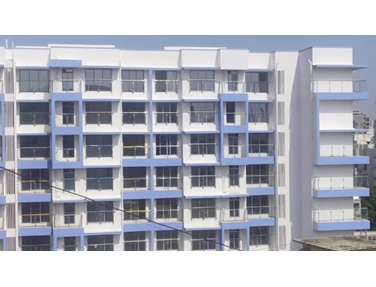 Flat on rent in Galaxy Pinnacle, Vile Parle East