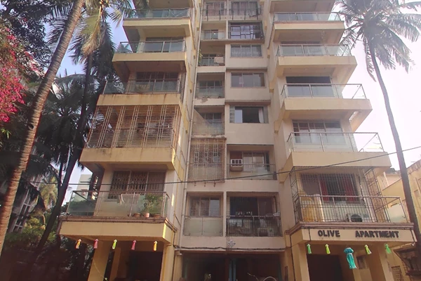 Flat on rent in Olive Apartment, Santacruz East
