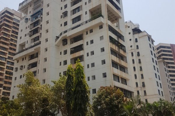 Flat on rent in Godrej Waldorf, Andheri West