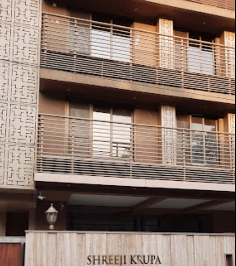 2 - Shreeji Krupa, Juhu