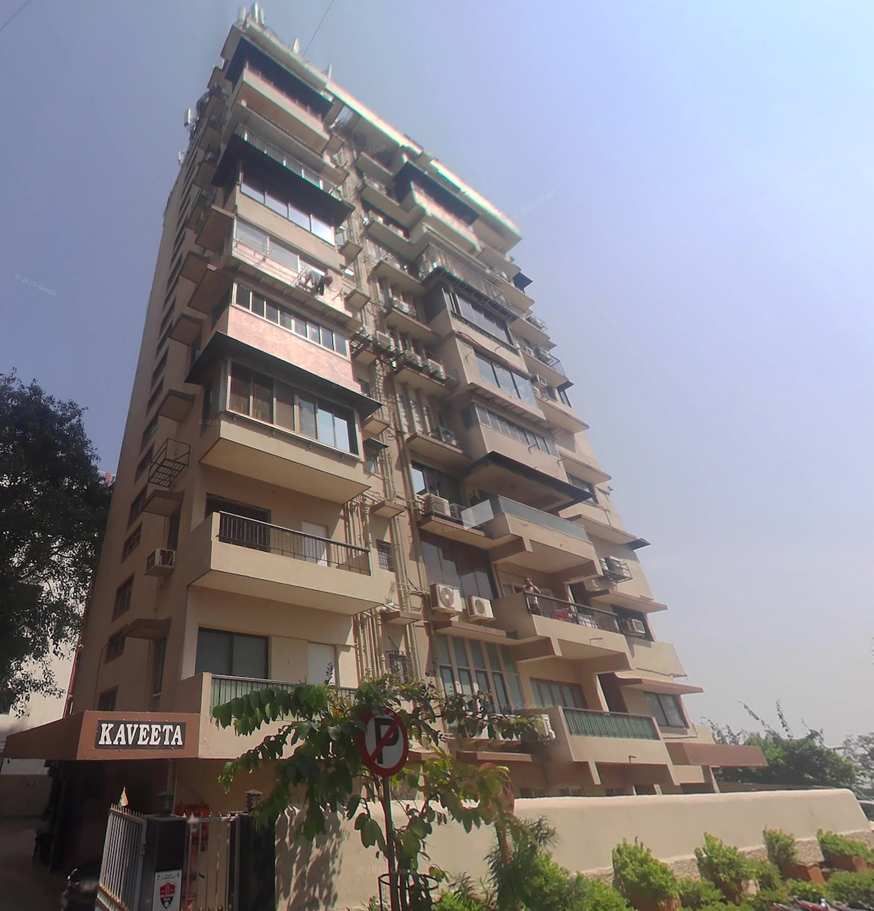 4 BHK Flat on Rent in Colaba - Kaveeta Apartment - Colaba