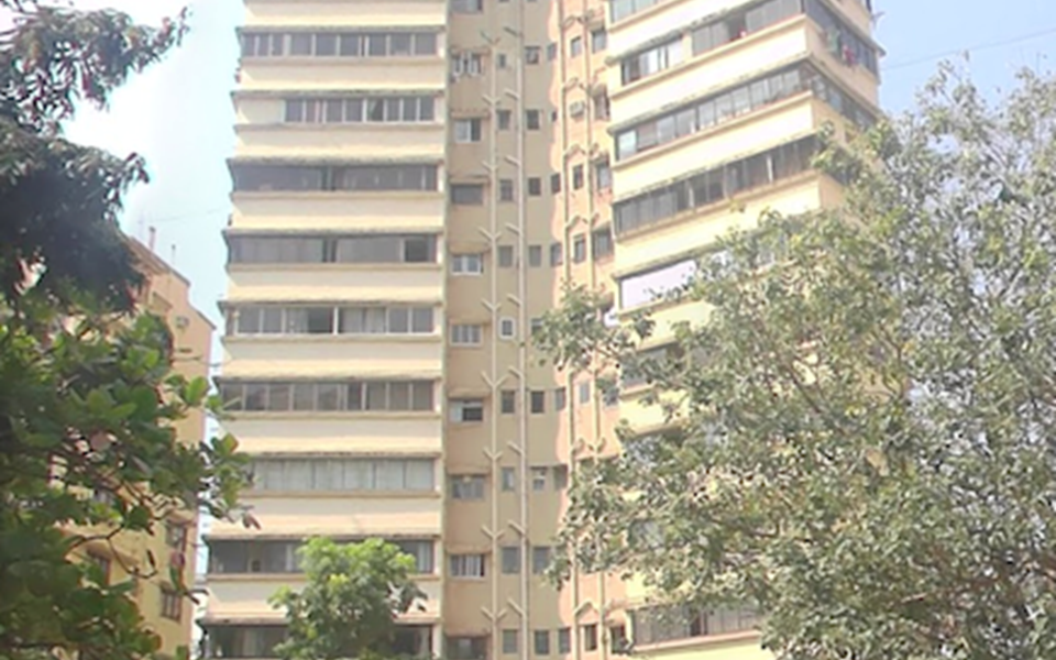 Building - Mona Lisa, Breach Candy