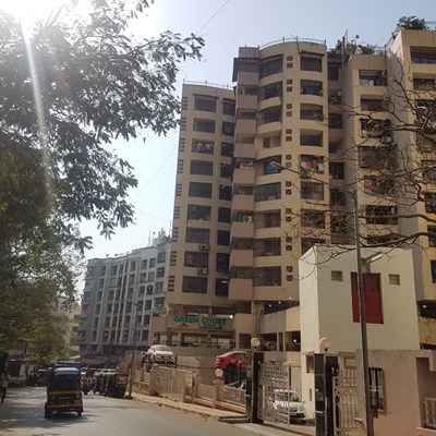 Flat on rent in Green Court, Andheri West