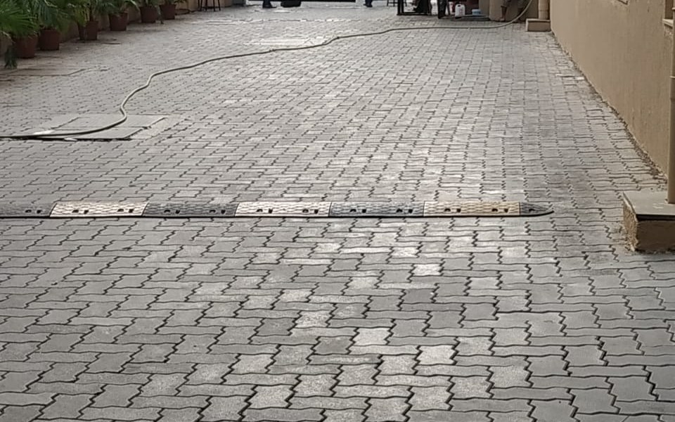 Building - Hubtown Sunmist, Andheri East