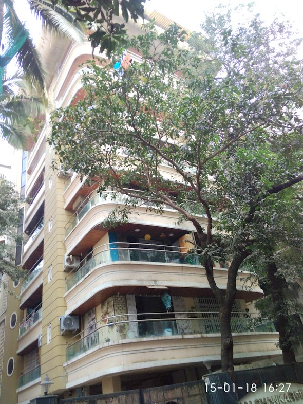3 BHK Flats for Sale in Jai Shankar Deep, Khar West