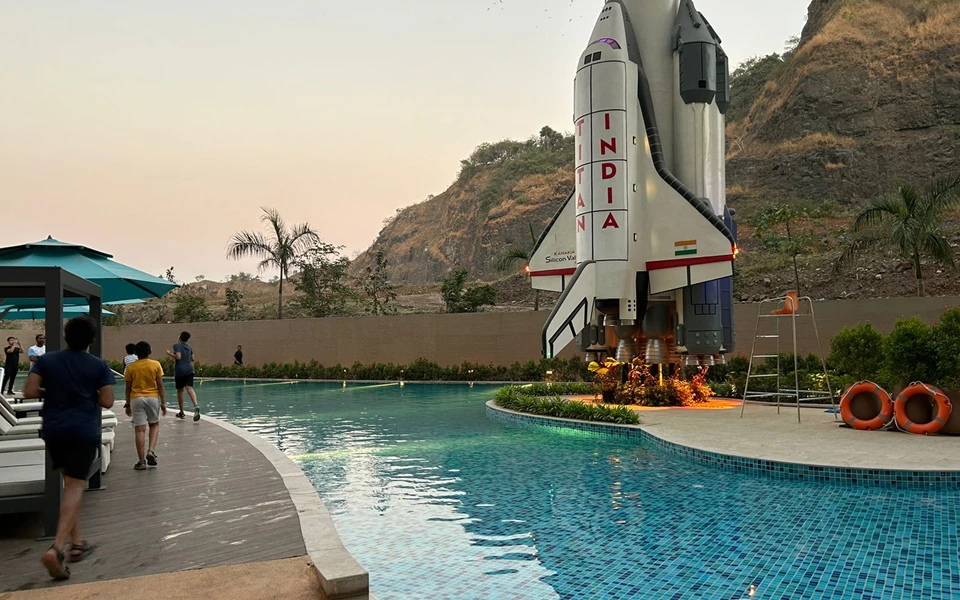 18 - Kanakia Silicon Valley, Powai