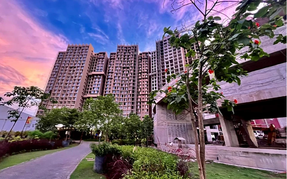 27 - Kanakia Silicon Valley, Powai