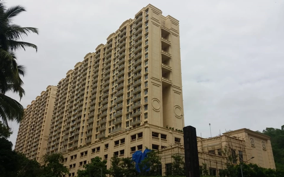 2 - Castle Rock, Powai