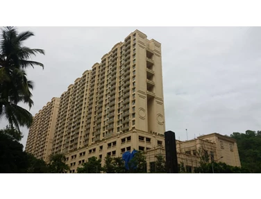 2 - Castle Rock, Powai