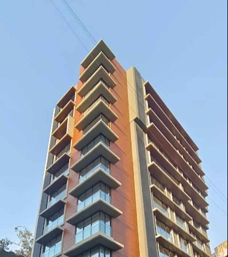 4 - Pebbles Marina, Santacruz West