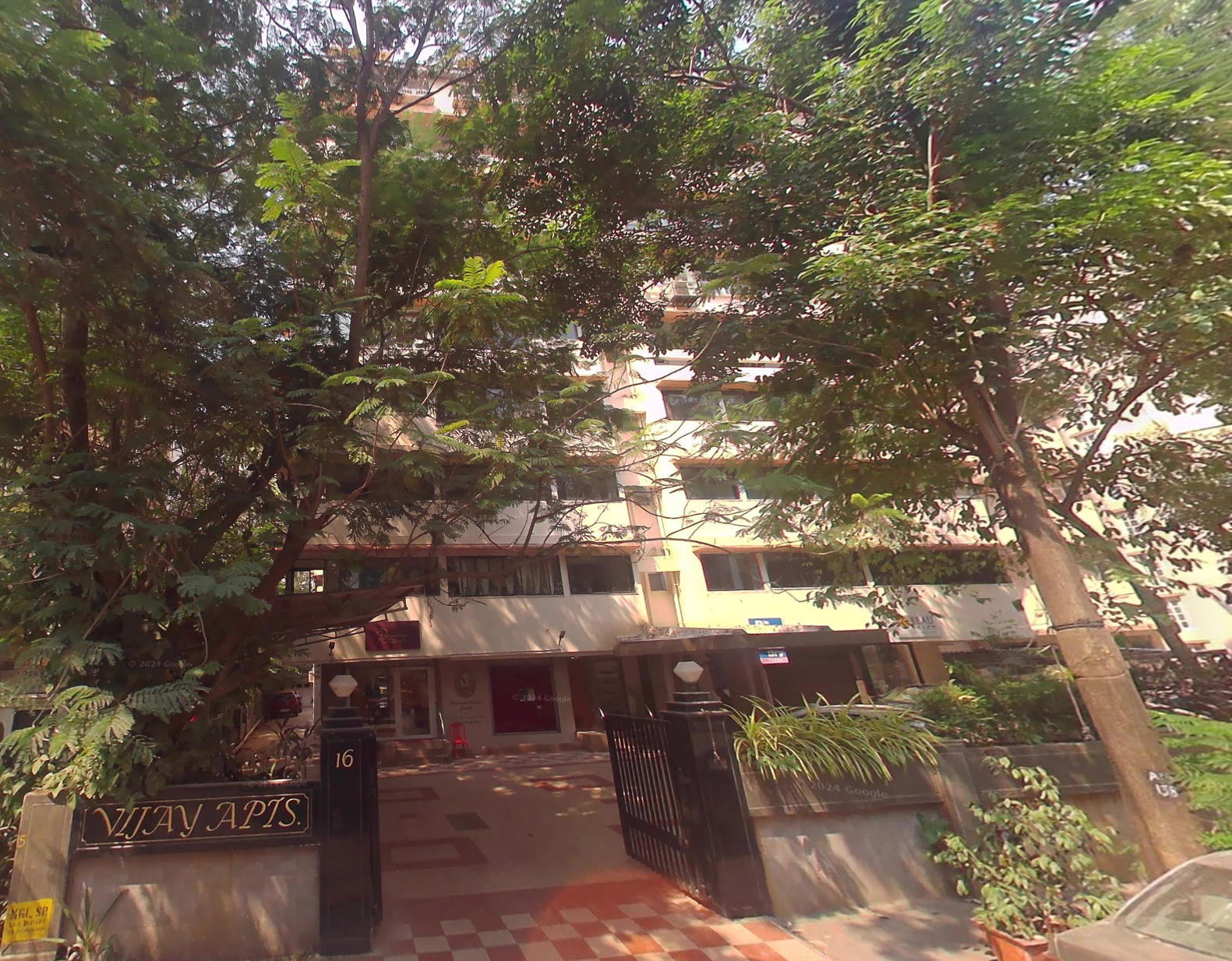 3½ BHK Flat on Rent in Carmichael Road - Vijay Apartments