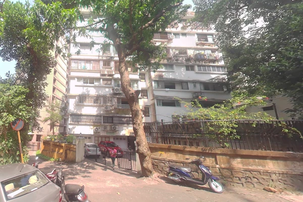 Flat on rent in Rajhans, Walkeshwar