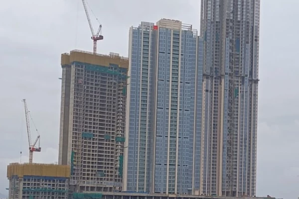Flat for sale in Piramal Aranya Arav, Byculla