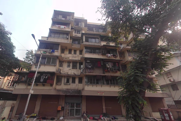 Office for sale in Shiv Leela Apartment, Grant Road