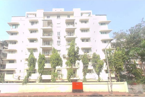 Flat on rent in Jeevan Asha, Peddar Road