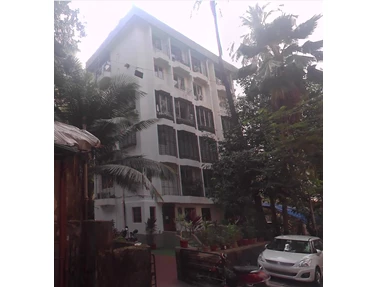 Flat on rent in Pooja, Santacruz West