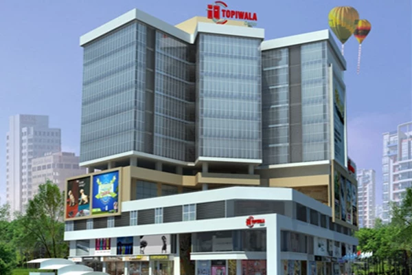 Office for sale in Topiwala Center, Goregaon West