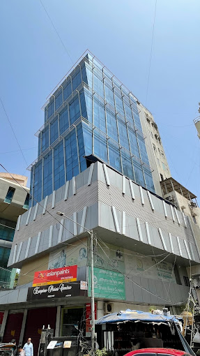 Office Space Office on Rent in Khar West - Benchmark Empresa
