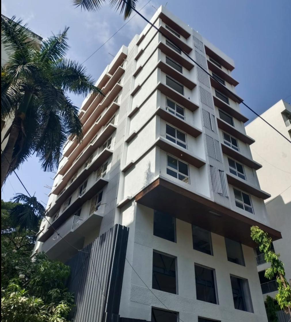 6 BHK Flat for Sale in Khar West - Anand 268