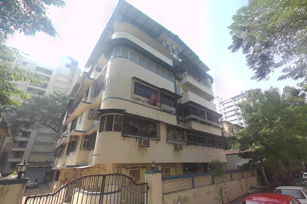 Flat for sale in Surat Bahar, Colaba
