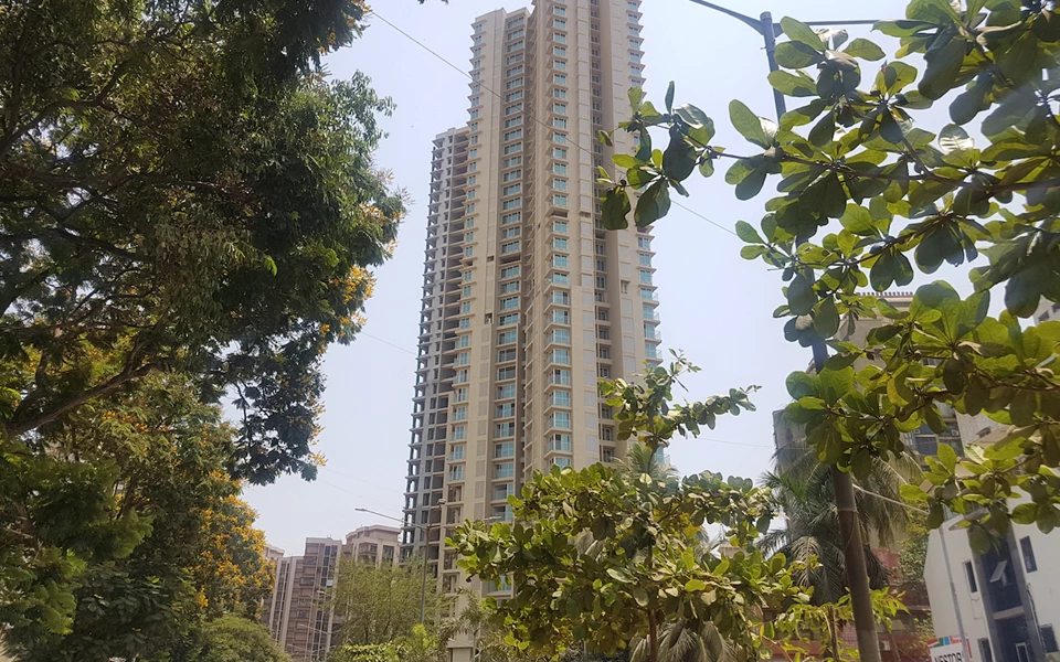10 - Rna Ng Eclat, Andheri West