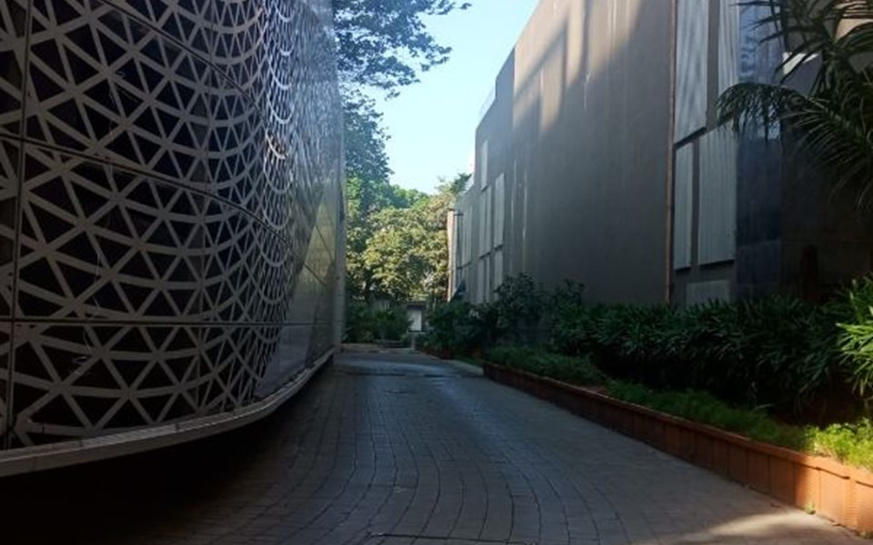 Utility Space - Kalpataru Sparkle, Bandra East