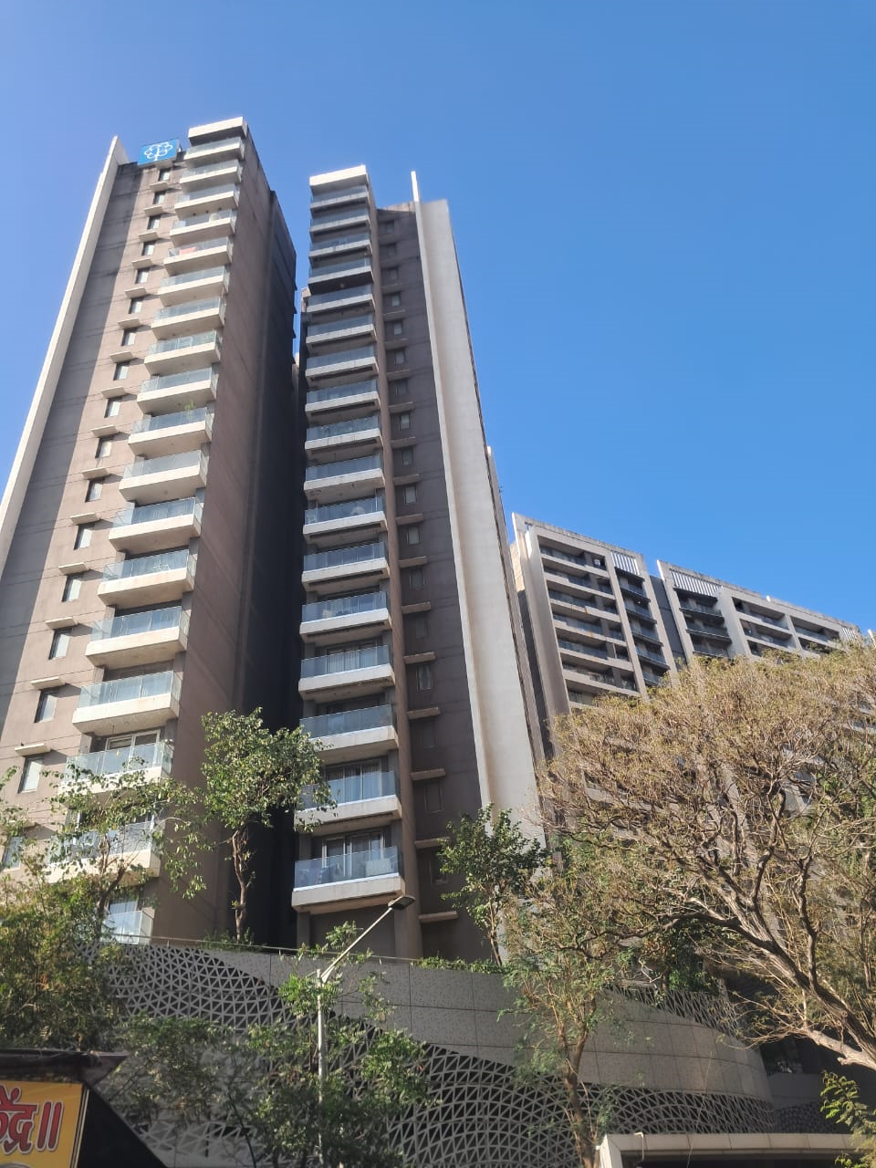 Kalpatarusparkle - Kalpataru Sparkle, Bandra East