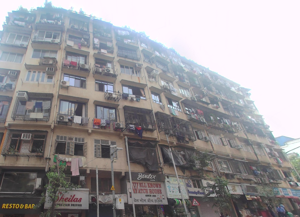 2 BHK Flat for Sale in Tardeo - Warden Court Building
