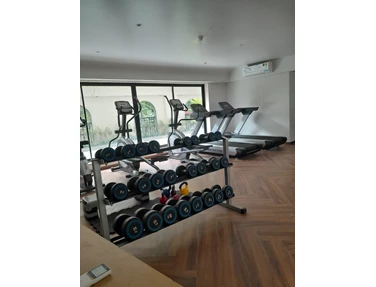 Gymns - Aum Nirvan, Khar West
