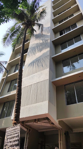 3 BHK Flat for Sale in Khar West - Vivaana Casa