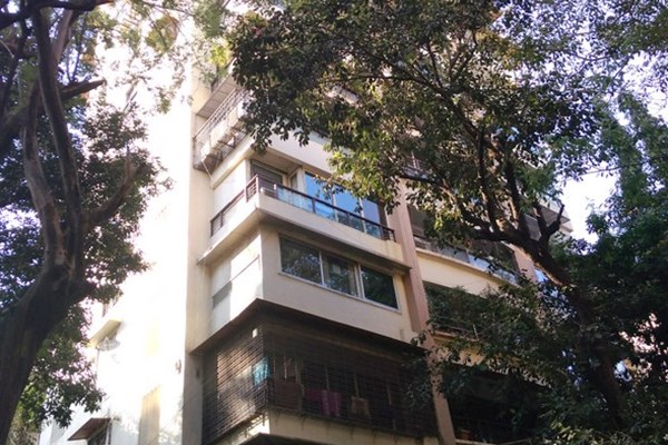 Flat on rent in Kanta Apartment, Santacruz West