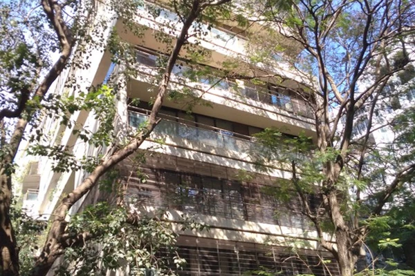 Flat for sale in La Roche, Bandra West