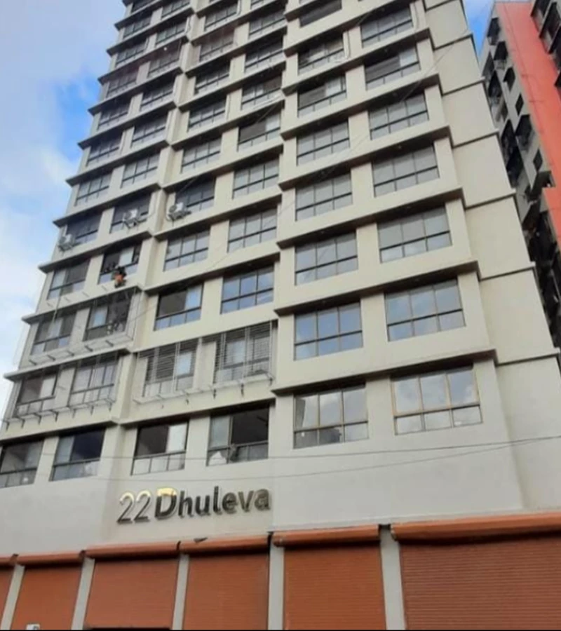 2 - 22 Dhuleva, Parel