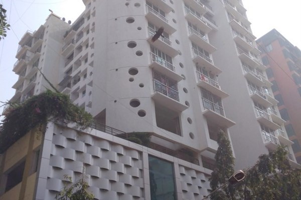 Flat on rent in Khandelwal Apartments, Khar West