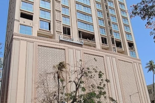 Flat on rent in Central Park, Gamdevi