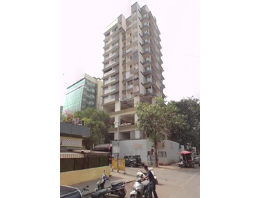 Flat on rent in Delux Mahal Building, Bandra West